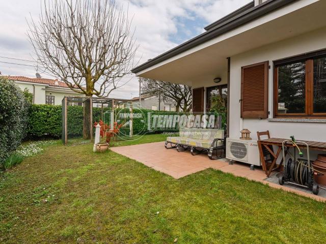 Villa Schiera in vendita a Vimercate, Lombardia