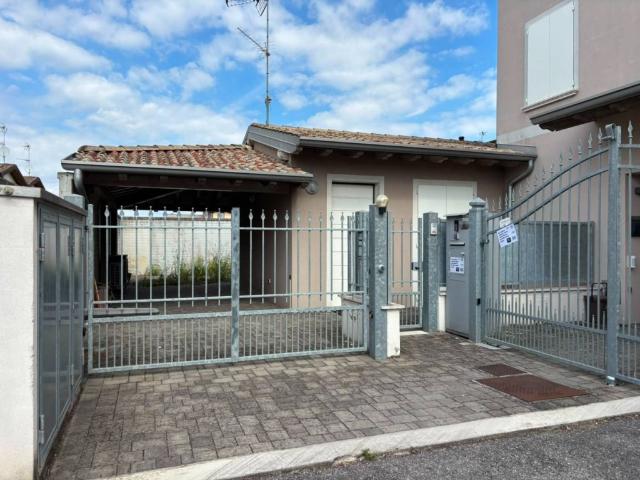 Villa Schiera in vendita a Visano, Brescia