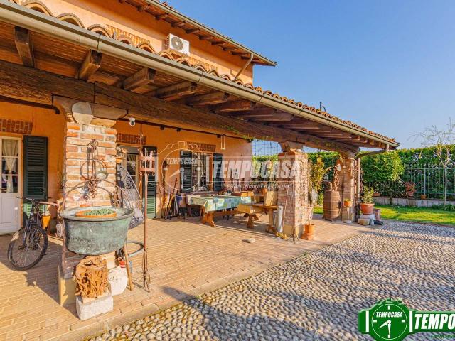 Villa Schiera in vendita a Zeccone, Lombardia