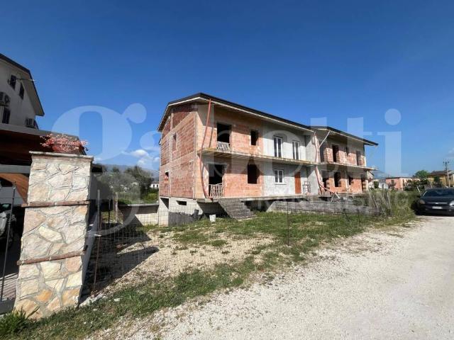 Villa Schiera in vendita a Alife, Campania