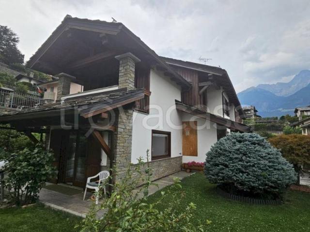 Villa Schiera in vendita a Aosta