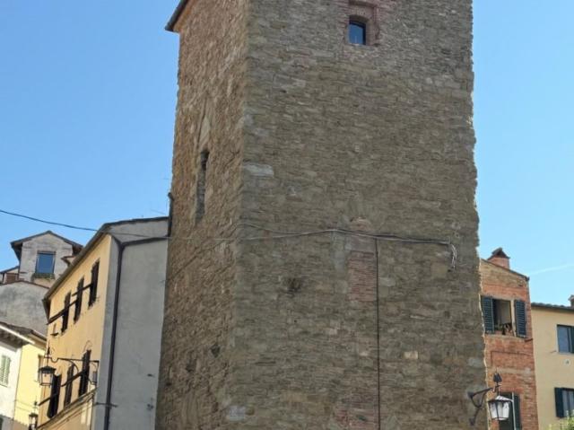 Villa Schiera in vendita a Palazzo Del Pero, Toscana