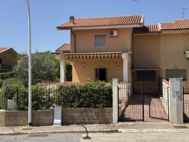 Villa Schiera in vendita a Avola Antica, Avola