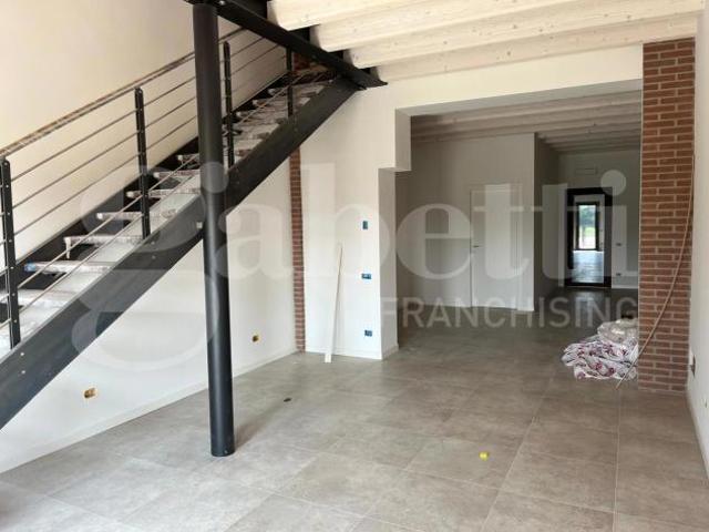 Villa Indipendente in affitto a Schiavon, Veneto