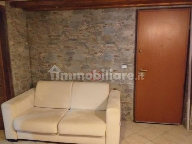 Villa Indipendente in affitto a Lucoli
