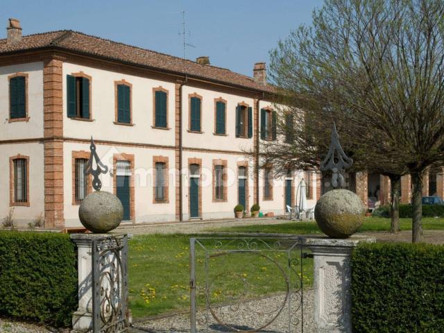 Villa Indipendente in affitto a Turro, Podenzano