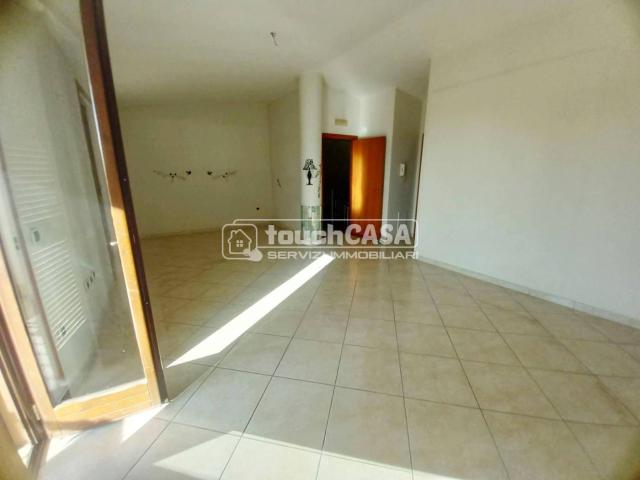Villa Indipendente in affitto a San Marcellino, Caserta
