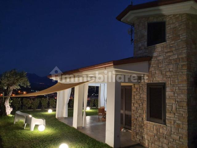 Villa Indipendente in affitto a Casal Velino Marina, Campania