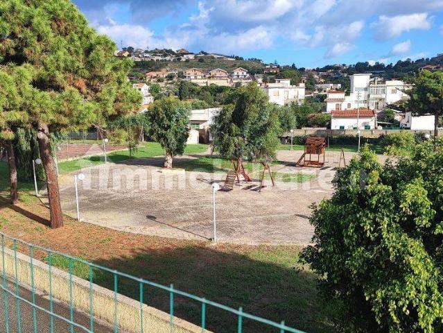 Villa Indipendente in affitto a Mortelle, Messina