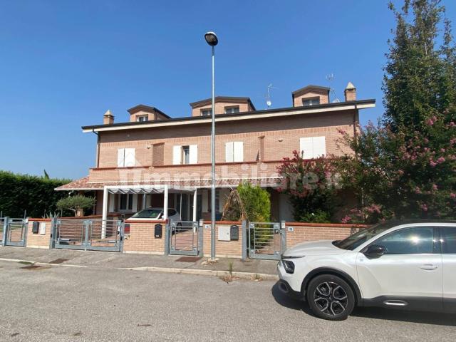 Villa Indipendente in affitto a Unione Alto Ferrarese, Vigarano Mainarda