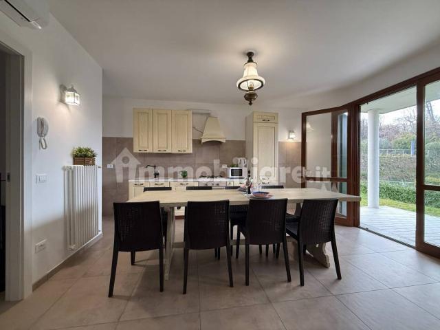 Villa Indipendente in affitto a Pieve Vecchia, Manerba Del Garda