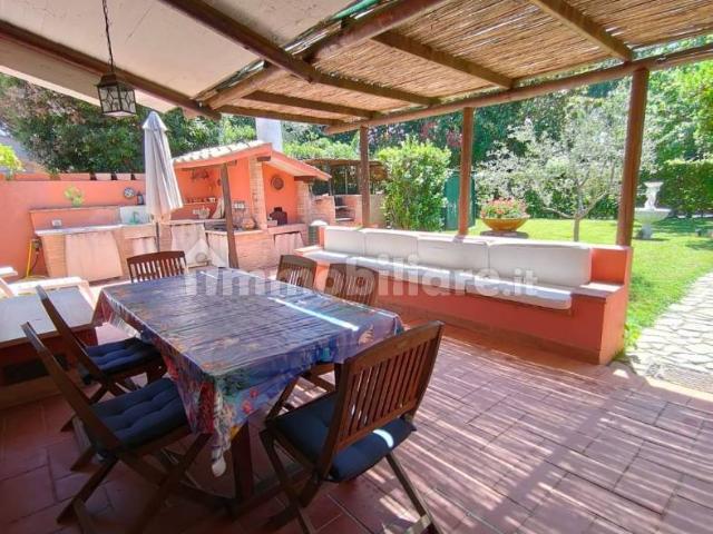 Villa Indipendente in affitto a Marina di San Nicola, Roma Capitale