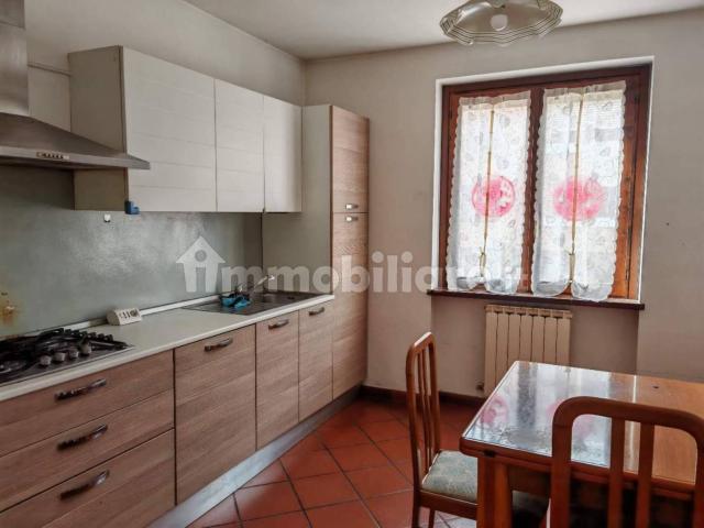 Villa Indipendente in affitto a Gorla Maggiore, Lombardia
