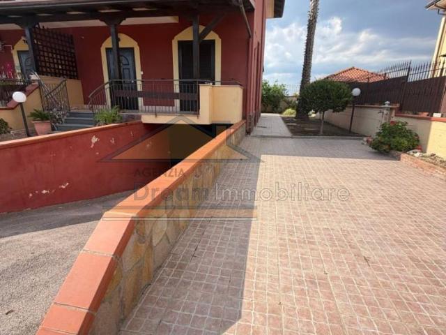 Villa Indipendente in affitto a Grotta dell'Olmo, Giugliano In Campania