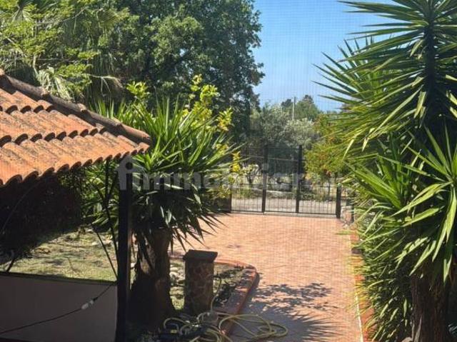 Villa Indipendente in affitto a Calabria, Cosenza