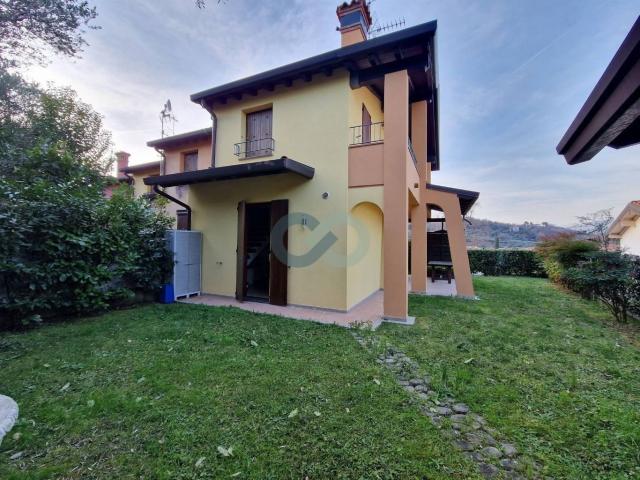 Villa Indipendente in affitto a Pieve Vecchia, Manerba Del Garda