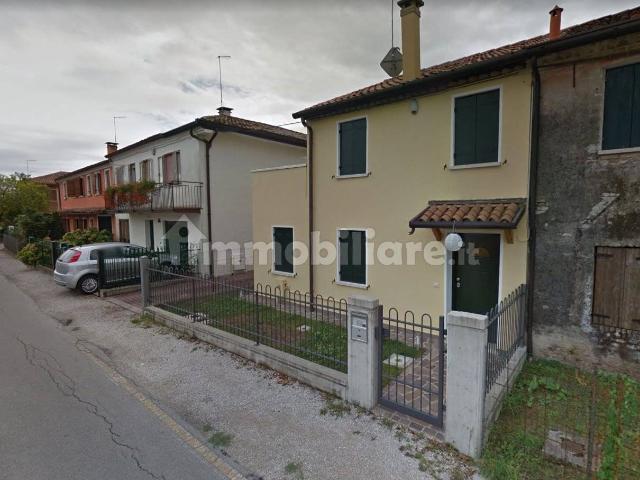 Villa Indipendente in affitto a Meolo, Veneto