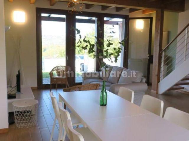 Villa Indipendente in affitto a Lesignano De' Bagni, Reggio Emilia