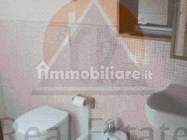 Villa Indipendente in affitto a Sant'Antonio, Carrara