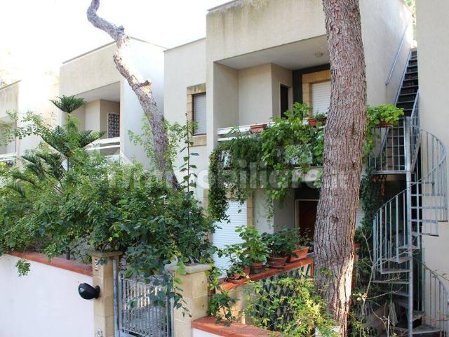 Villa Indipendente in affitto a Bosco Caggione, Puglia