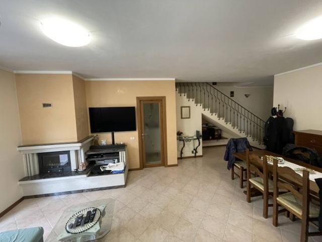 Villa Indipendente in vendita a Civitella in Val di Chiana, Viciomaggio