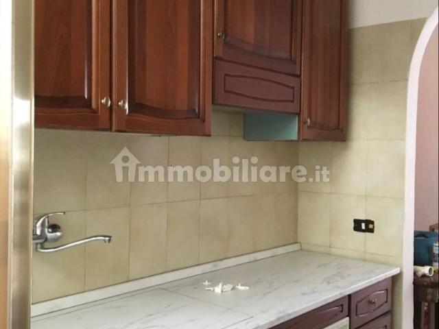 Villa Indipendente in affitto a Isola, Luni
