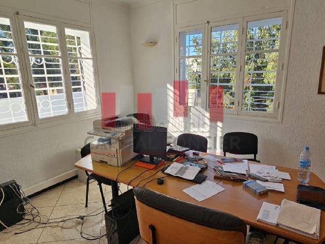 Bureau location à Anfa, Gharb-Chrarda-Beni Hssen
