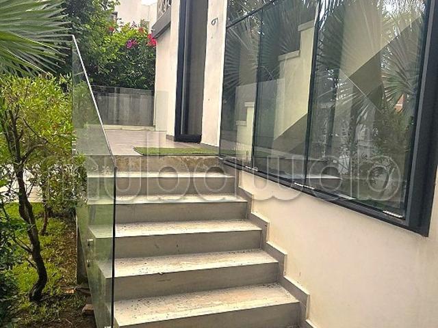 Bureau location à Anfa, Gharb-Chrarda-Beni Hssen