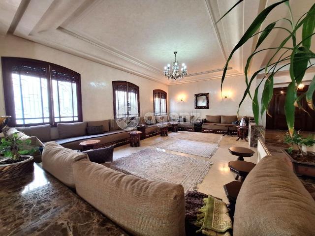 Villa vente à Anfa, Gharb-Chrarda-Beni Hssen