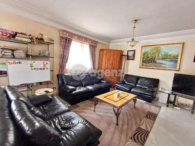 Villa vente à Anfa, Gharb-Chrarda-Beni Hssen