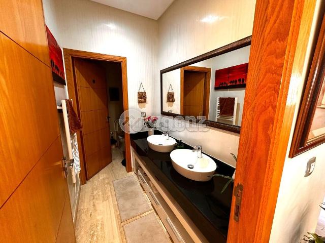 Villa vente à Bouskoura, Gharb-Chrarda-Beni Hssen