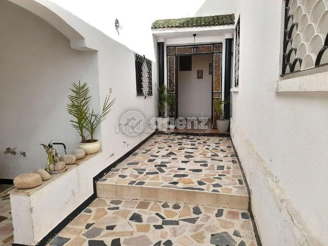 Villa vente à Anfa, Gharb-Chrarda-Beni Hssen