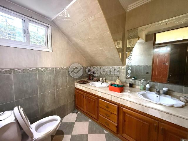 Villa vente à Anfa, Gharb-Chrarda-Beni Hssen