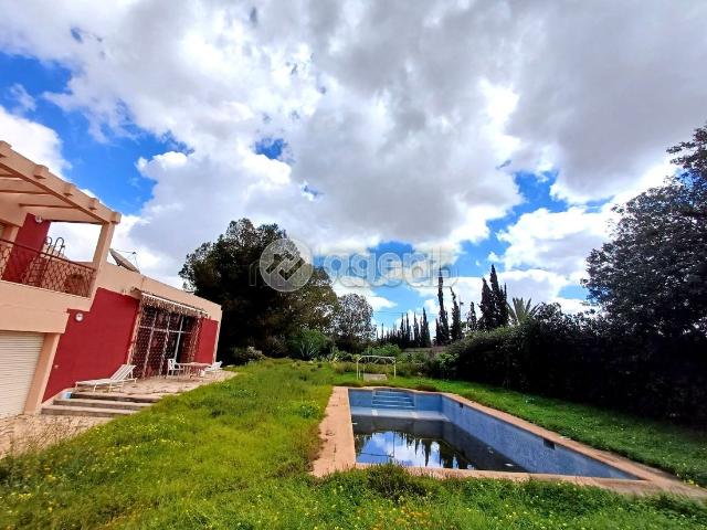 Villa vente à Bouskoura, Gharb-Chrarda-Beni Hssen
