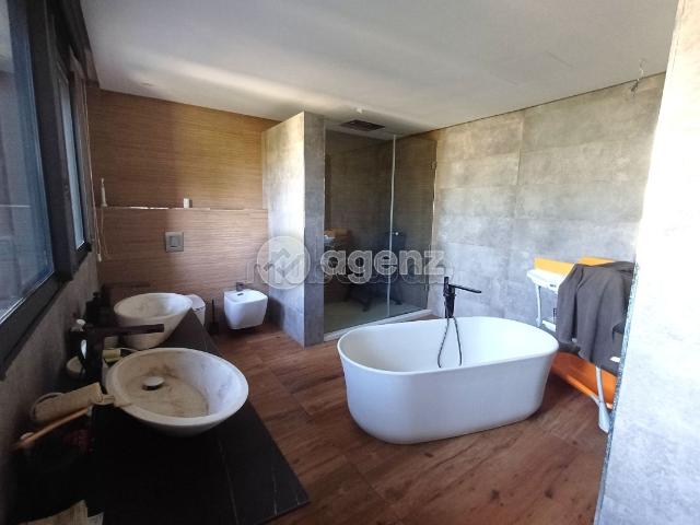 Villa vente à Anfa, Gharb-Chrarda-Beni Hssen