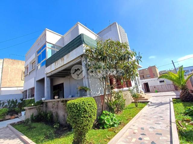 Villa vente à Anfa, Gharb-Chrarda-Beni Hssen