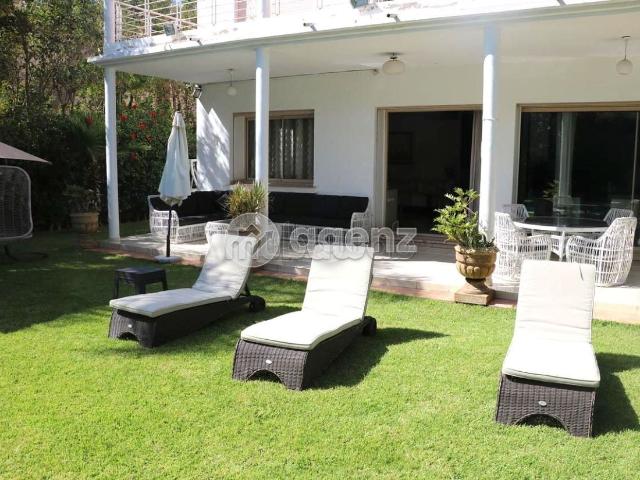 Villa vente à Bouskoura, Gharb-Chrarda-Beni Hssen