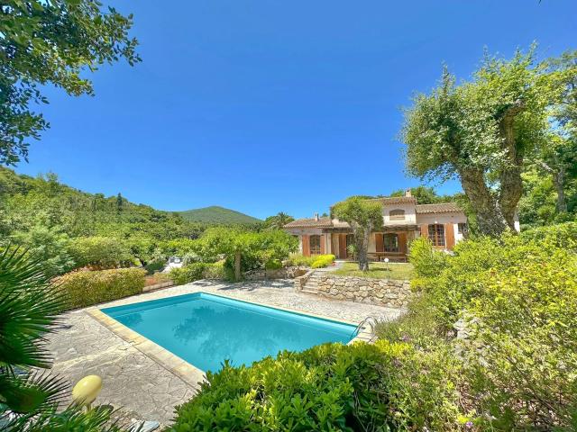 Maison vente à Arrondissement de Draguignan, Sainte-maxime