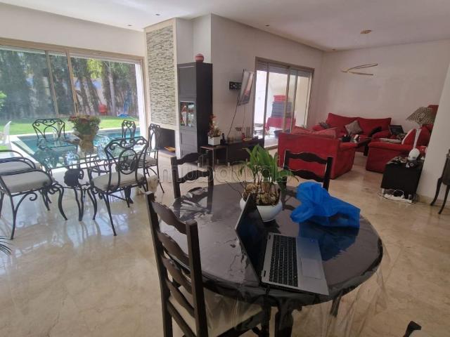 Villa vente à Bouskoura, Gharb-Chrarda-Beni Hssen