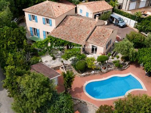 Villa vente à Roquebrune-sur-Argens, Var