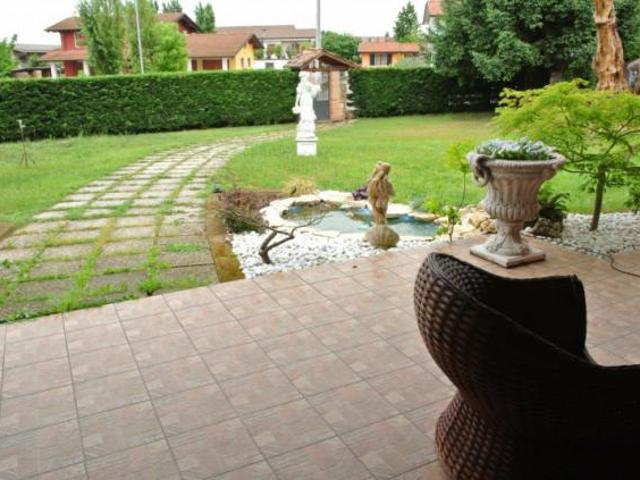 Villa Indipendente in vendita a Veronella, Veneto