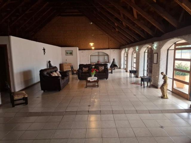 Villa Alegre, Villa Alegre