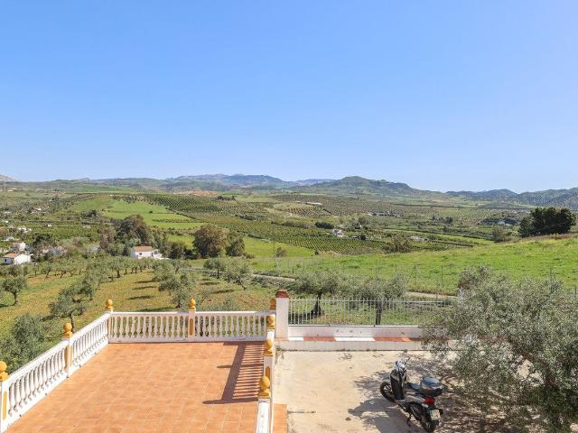 Casa en venta en El Puente, Valle del Guadalhorce