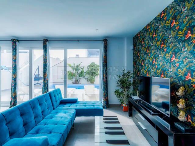 Chalet en alquiler en Los Montesinos, Urbanización Montesol