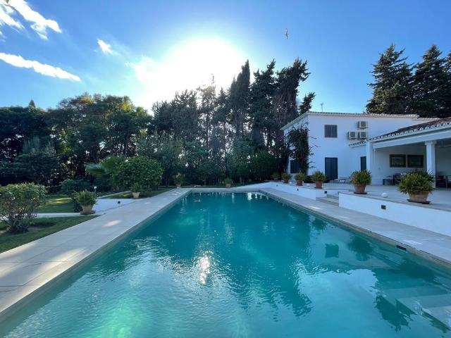 Chalet en alquiler en Nueva Andalucía, Costa del Sol Occidental
