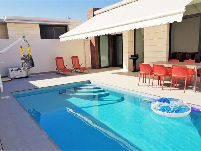 Villa en alquiler en Pilar De La Horadada, Barrio Los Segundas