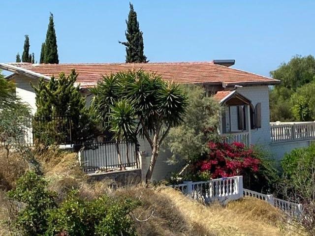 Akçaabat, Trabzon içerisinde satılık Villa