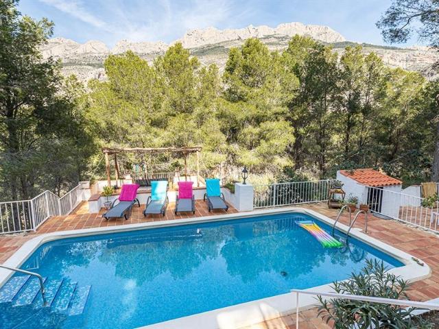 Chalet en alquiler en Urbanització Serra d'Altea, la Marina Baixa