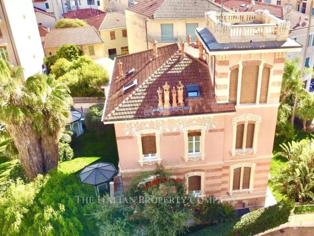 Casa in vendita a Arma di Taggia, Provincia di Imperia
