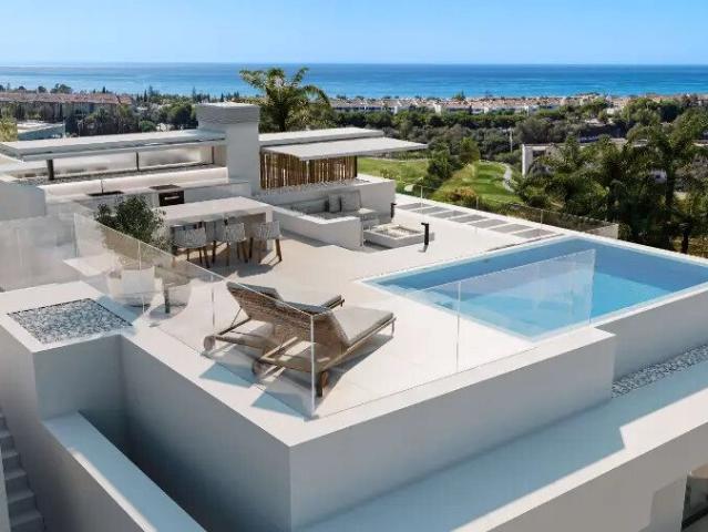 Casa en venta en Elviria, Costa del Sol Occidental